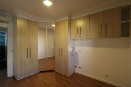 Apartamento à venda com 85m², 2 quartos e 1 vagaQuarto