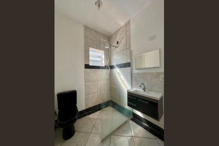 Casa para alugar com 200m², 3 quartos e 3 vagas Casa para alugar com 200m², 3 quartos e 3 vagasBanheiro da Suíte 2