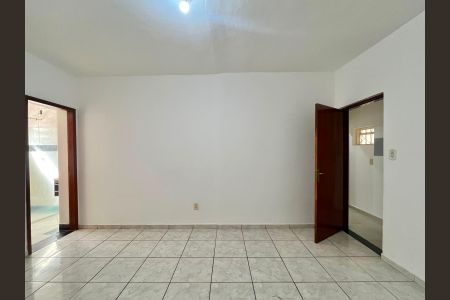 Casa para alugar com 200m², 3 quartos e 3 vagas Casa para alugar com 200m², 3 quartos e 3 vagasSuíte 2