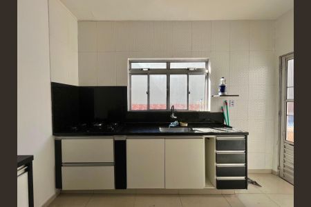 Casa para alugar com 200m², 3 quartos e 3 vagas Casa para alugar com 200m², 3 quartos e 3 vagasCozinha