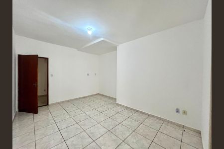 Casa para alugar com 200m², 3 quartos e 3 vagas Casa para alugar com 200m², 3 quartos e 3 vagasSuíte 2