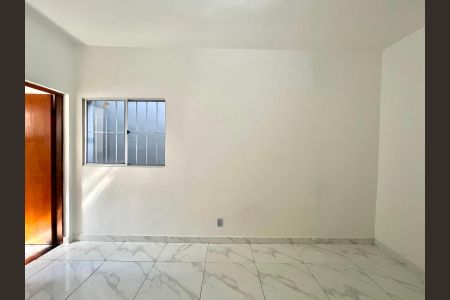 Casa para alugar com 200m², 3 quartos e 3 vagas Casa para alugar com 200m², 3 quartos e 3 vagas Suíte 3