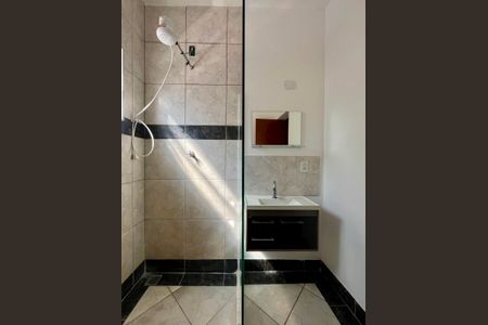 Casa para alugar com 200m², 3 quartos e 3 vagas Casa para alugar com 200m², 3 quartos e 3 vagasBanheiro da Suíte 2