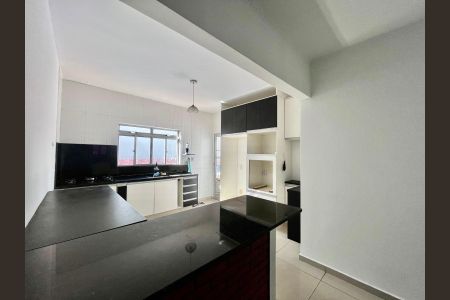 Casa para alugar com 200m², 3 quartos e 3 vagas Casa para alugar com 200m², 3 quartos e 3 vagasCozinha