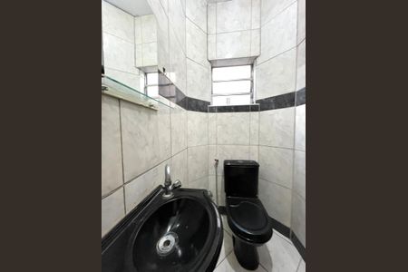 Casa para alugar com 200m², 3 quartos e 3 vagas Casa para alugar com 200m², 3 quartos e 3 vagasLavabo