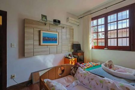 Casa para alugar com 364m², 4 quartos e 6 vagas Casa para alugar com 364m², 4 quartos e 6 vagasQuarto 3