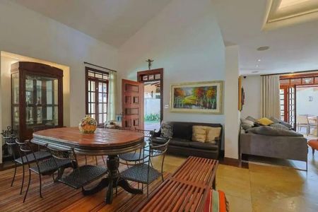 Casa para alugar com 4 quartos, 364m² em Belvedere, Belo Horizonte