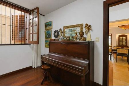 Sala de casa para alugar com 4 quartos, 364m² em Belvedere, Belo Horizonte