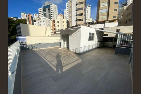 Apartamento para alugar com 193m², 3 quartos e 2 vagas