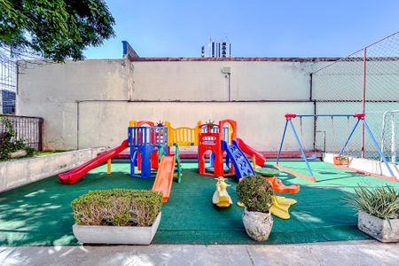 Apartamento à venda com 100m², 4 quartos e 1 vagaÁrea comum - Playground