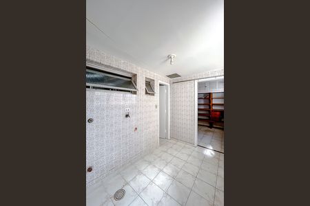 Apartamento à venda com 100m², 4 quartos e 1 vagaÁrea de Serviço