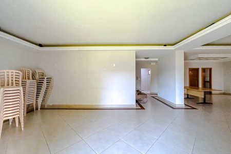 Apartamento à venda com 100m², 4 quartos e 1 vagaÁrea comum - Salão de festas