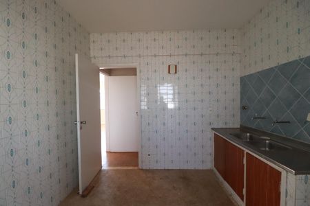 Apartamento para alugar com 168m², 4 quartos e sem vagaCozinha 