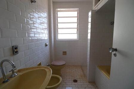 Apartamento para alugar com 168m², 4 quartos e sem vagaBanheiro da Suíte