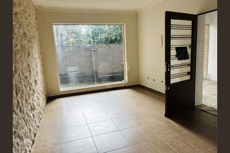 Casa à venda com 3 quartos, 250m² em Vila Romana, São Paulo