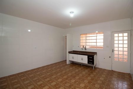 Casa para alugar com 86m², 2 quartos e 2 vagasCozinha