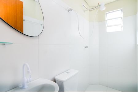 Banheiro  de kitnet/studio para alugar com 1 quarto, 25m² em Jardim Carvalho, Guarulhos