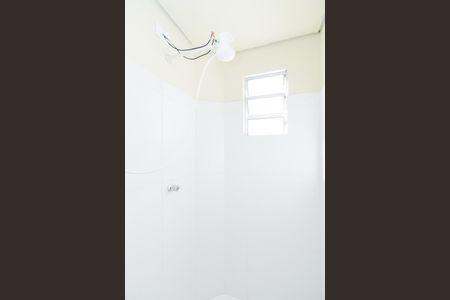 Banheiro de kitnet/studio para alugar com 1 quarto, 25m² em Jardim Carvalho, Guarulhos