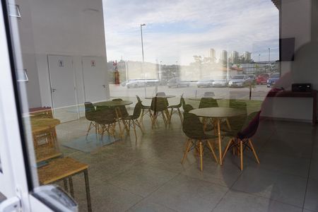Apartamento para alugar com 55m², 2 quartos e 1 vagaÁrea comum - Salão de festas