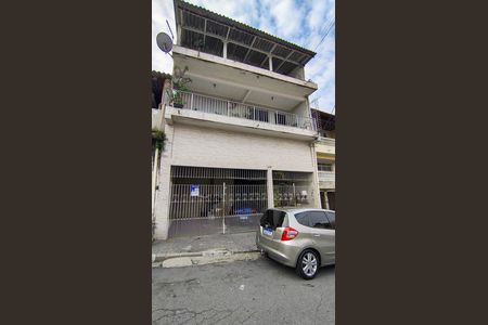 Fachada de casa à venda com 3 quartos, 125m² em Jardim D’abril, Osasco