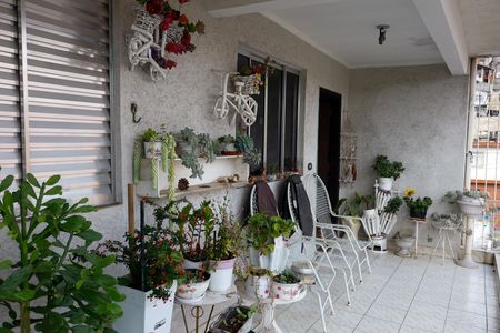 Casa à venda com 125m², 3 quartos e 3 vagas Casa à venda com 125m², 3 quartos e 3 vagasSacada