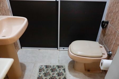 Casa à venda com 125m², 3 quartos e 3 vagas Casa à venda com 125m², 3 quartos e 3 vagasBanheiro