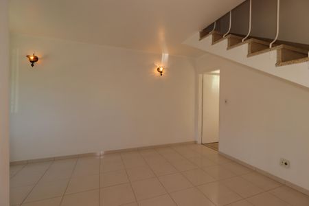 Sala de casa para alugar com 2 quartos, 128m² em Casa Branca, Santo André