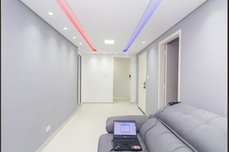 Sala de apartamento à venda com 3 quartos, 57m² em Vila Santa Cruz (zona Leste), São Paulo