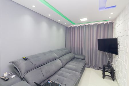 Sala de apartamento à venda com 3 quartos, 57m² em Vila Santa Cruz (zona Leste), São Paulo