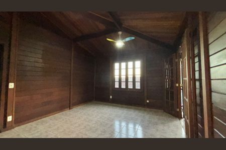 Sala de casa à venda com 4 quartos, 200m² em Jacarepaguá, Rio de Janeiro