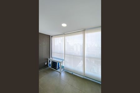 Apartamento para alugar com 27m², 1 quarto e sem vaga Apartamento para alugar com 27m², 1 quarto e sem vagaVaranda