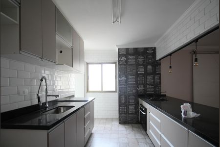 Apartamento para alugar com 110m², 3 quartos e 2 vagas Apartamento para alugar com 110m², 3 quartos e 2 vagasCozinha