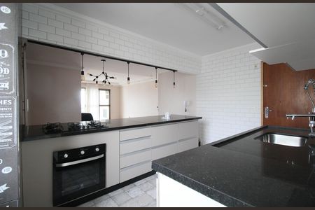 Apartamento para alugar com 110m², 3 quartos e 2 vagas Apartamento para alugar com 110m², 3 quartos e 2 vagasCozinha