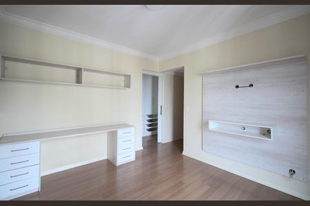 Apartamento para alugar com 110m², 3 quartos e 2 vagas Apartamento para alugar com 110m², 3 quartos e 2 vagasSuíte