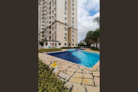 Apartamento à venda com 65m², 3 quartos e 1 vagaÁrea comum - Piscina