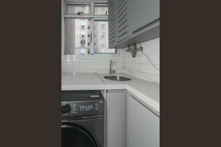 Apartamento à venda com 65m², 3 quartos e 1 vagaÁrea de Serviço