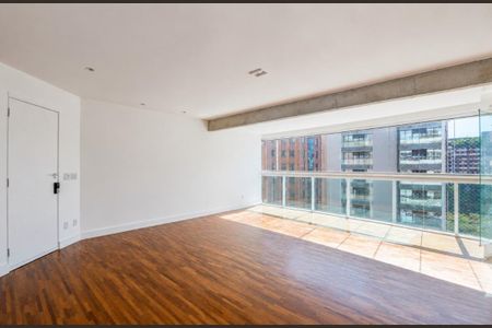 Sala de apartamento à venda com 3 quartos, 126m² em Vila Olímpia, São Paulo