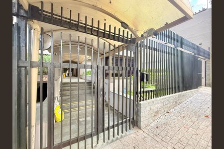 Apartamento à venda com 80m², 3 quartos e 2 vagas Apartamento à venda com 80m², 3 quartos e 2 vagasFachada