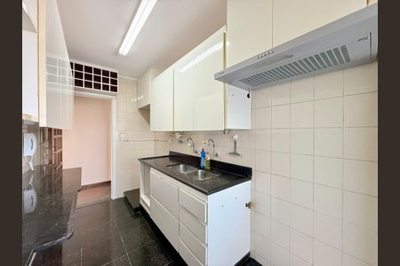 Apartamento à venda com 80m², 3 quartos e 2 vagas Apartamento à venda com 80m², 3 quartos e 2 vagasCozinha