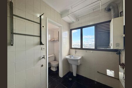 Apartamento à venda com 80m², 3 quartos e 2 vagas Apartamento à venda com 80m², 3 quartos e 2 vagasÁrea de Serviço