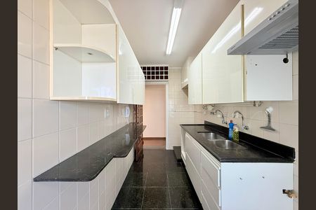 Apartamento à venda com 80m², 3 quartos e 2 vagas Apartamento à venda com 80m², 3 quartos e 2 vagasCozinha