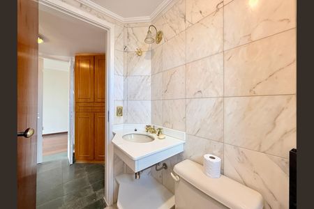 Apartamento à venda com 80m², 3 quartos e 2 vagas Apartamento à venda com 80m², 3 quartos e 2 vagasBanheiro Social