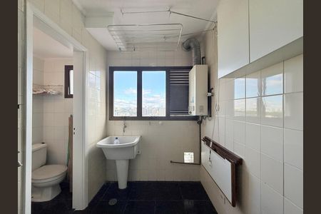 Apartamento à venda com 80m², 3 quartos e 2 vagas Apartamento à venda com 80m², 3 quartos e 2 vagasÁrea de Serviço