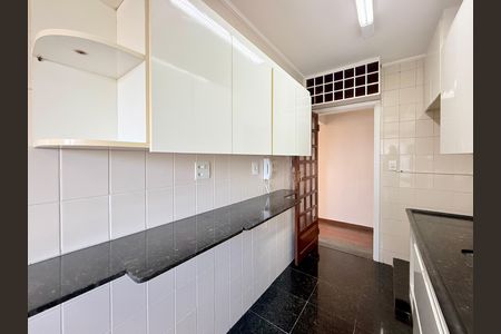 Apartamento à venda com 80m², 3 quartos e 2 vagas Apartamento à venda com 80m², 3 quartos e 2 vagasCozinha