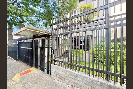 Apartamento à venda com 80m², 3 quartos e 2 vagas Apartamento à venda com 80m², 3 quartos e 2 vagasFachada