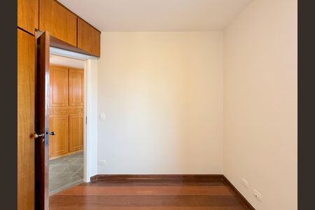 Apartamento à venda com 80m², 3 quartos e 2 vagas Apartamento à venda com 80m², 3 quartos e 2 vagasQuarto