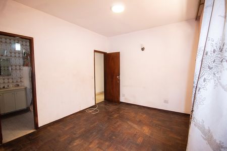Casa à venda com 310m², 4 quartos e 1 vaga Casa à venda com 310m², 4 quartos e 1 vagaSuíte