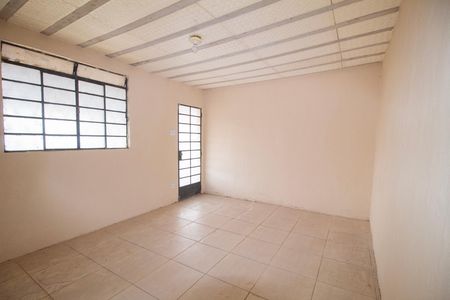Casa à venda com 310m², 4 quartos e 1 vaga Casa à venda com 310m², 4 quartos e 1 vagaEdícula
