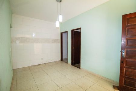Casa à venda com 310m², 4 quartos e 1 vaga Casa à venda com 310m², 4 quartos e 1 vagaSala 2
