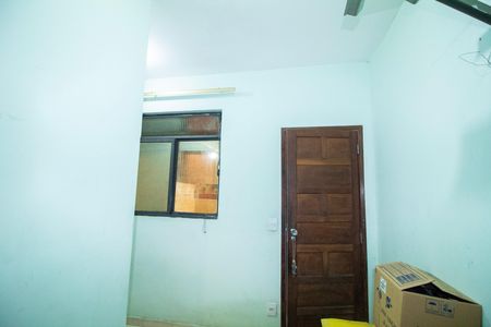 Casa à venda com 310m², 4 quartos e 1 vaga Casa à venda com 310m², 4 quartos e 1 vagaQuarto de Serviço